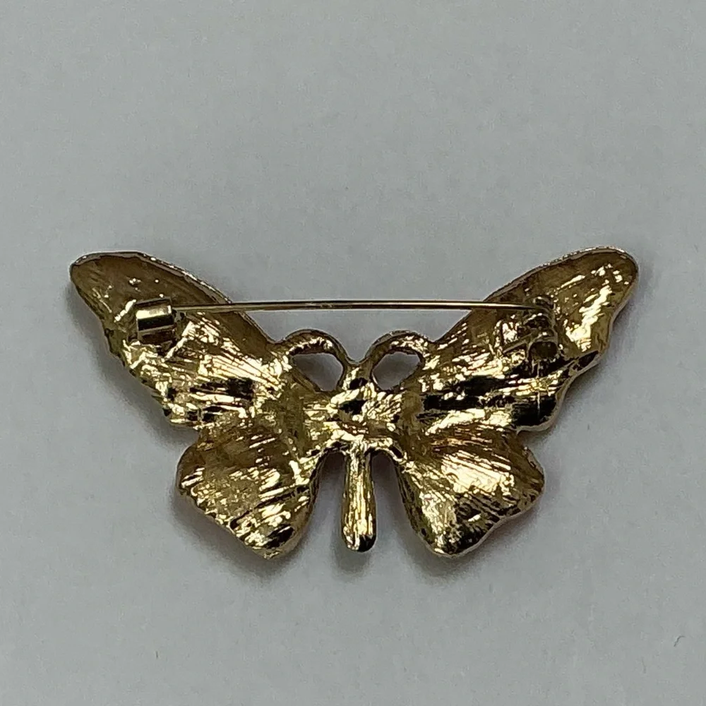 Pink Butterfly Brooch - Picture 3 of 5